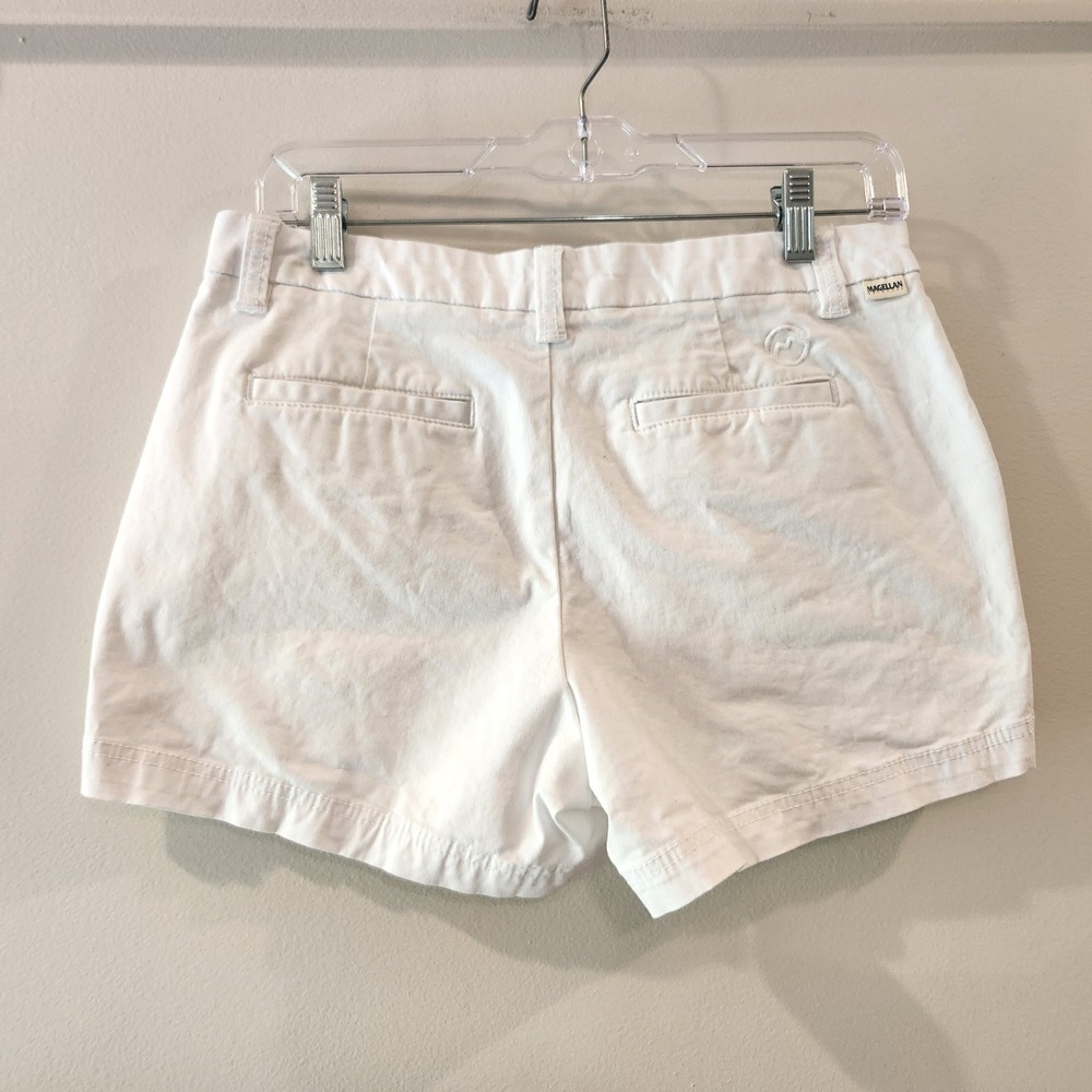 Magellan Outdoors White Shorts Womens Size 2 Cotton Blend Casual Everyday Basics - Picture 3 of 8